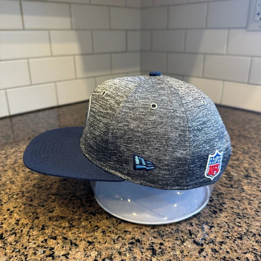Tennessee Titans New‎ Era 9FIFTY Snapback Hat Cap Blue Gray NFL